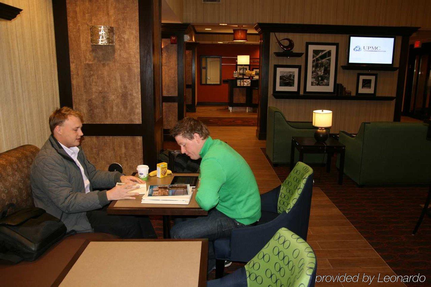Hampton Inn & Suites New Castle, Pa Restaurang bild