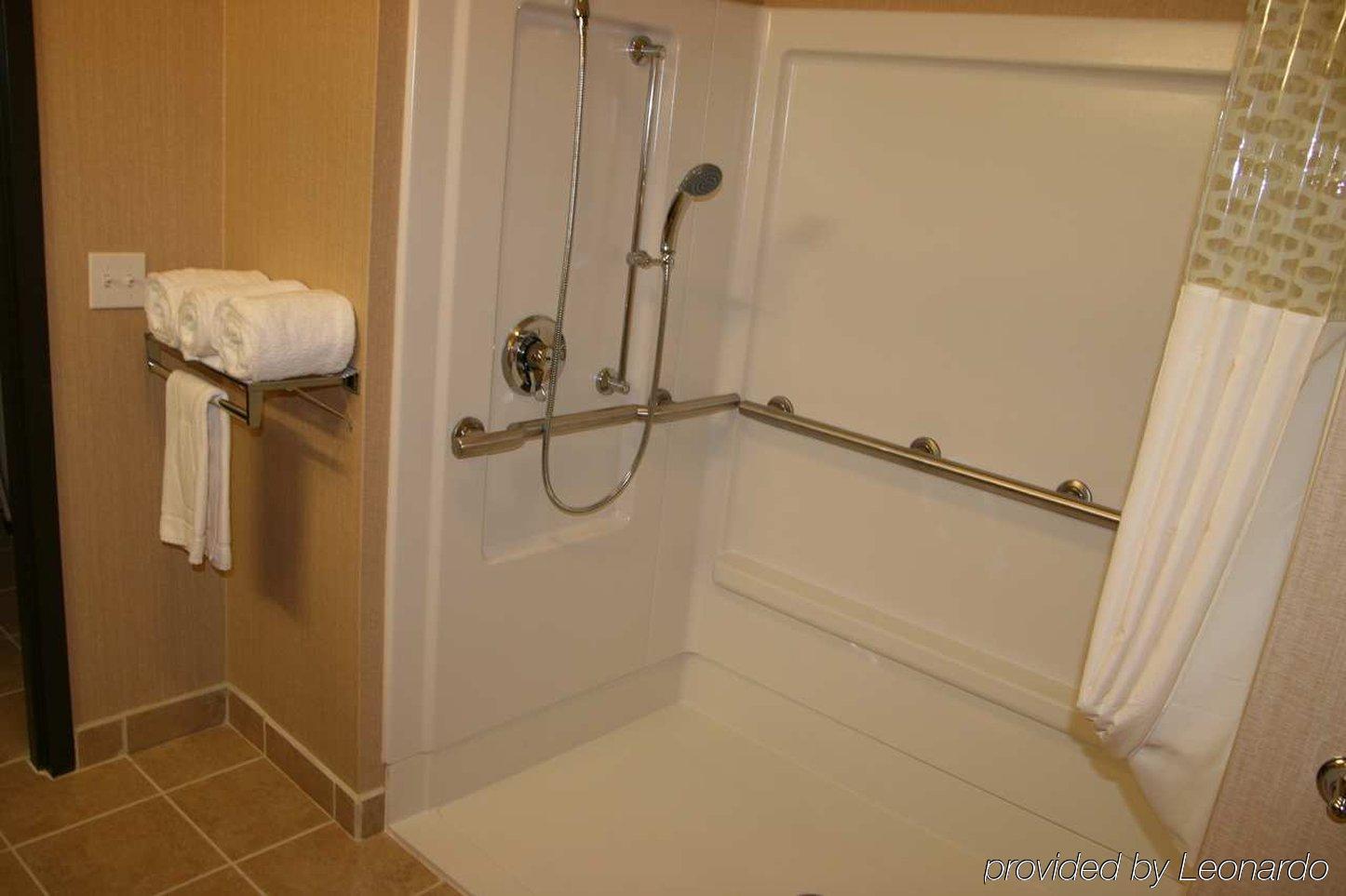 Hampton Inn & Suites New Castle, Pa Rum bild