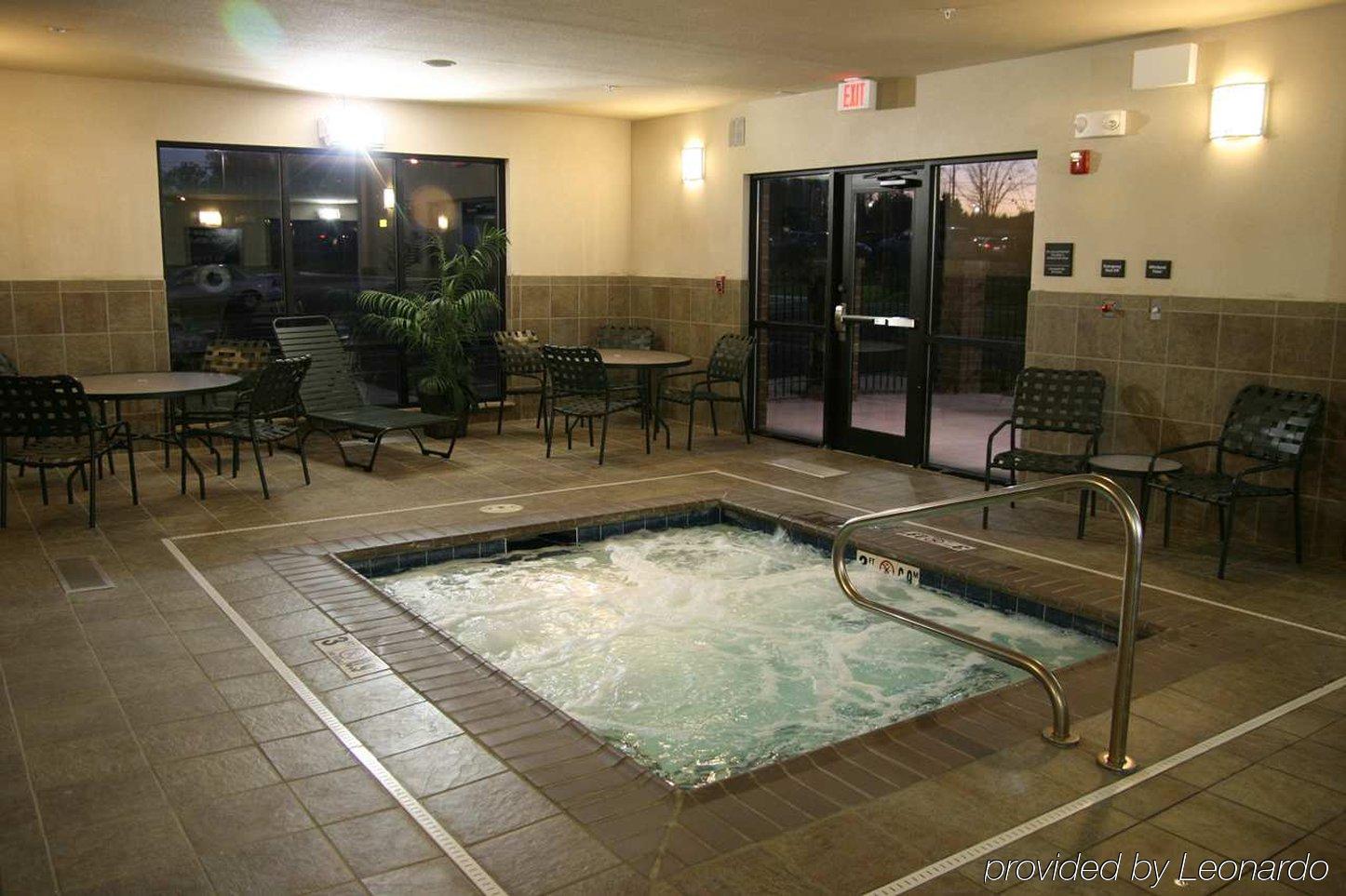 Hampton Inn & Suites New Castle, Pa Bekvämligheter bild